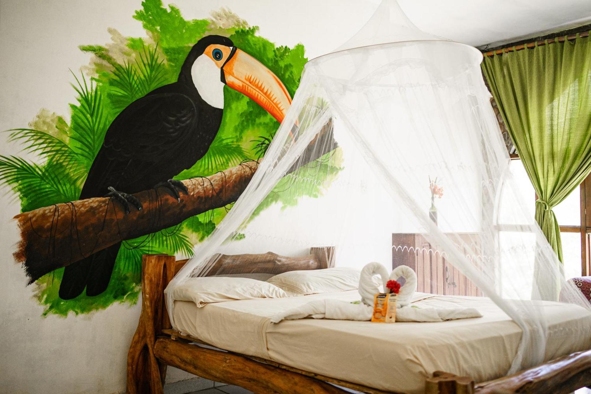 Lobo Hostel - Rurrenabaque (Adults Only) Екстер'єр фото