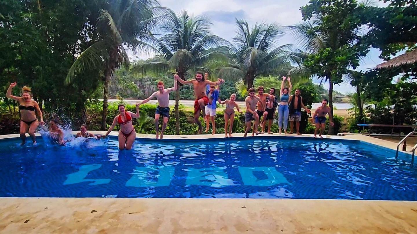 Lobo Hostel - Rurrenabaque (Adults Only) Екстер'єр фото